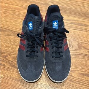 Adidas Men's Navy and Red Sneakers